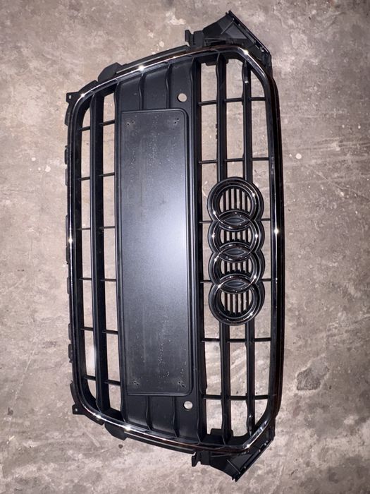 Na Sprzedaz Grill Audi