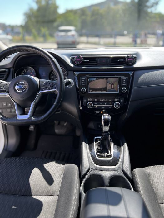 Nissan rogue 2018