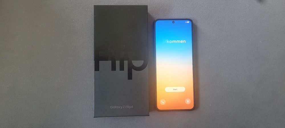 Samsung Galaxy ZFlip 4 8/128