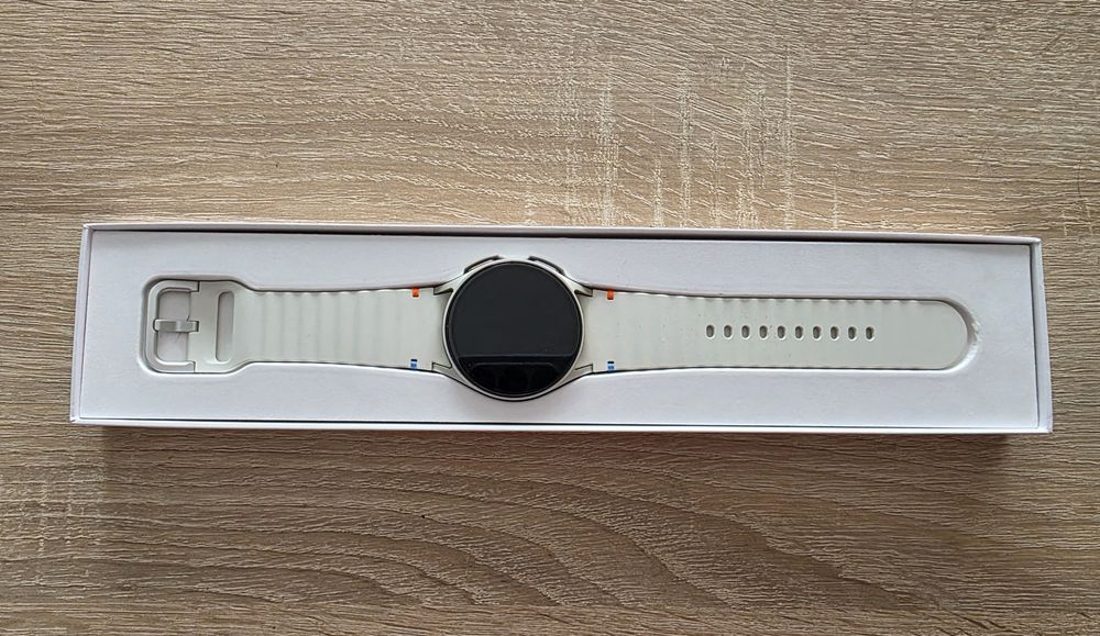 Samsung Galaxy Watch 7 – stan bardzo dobry + 2 paski gratis