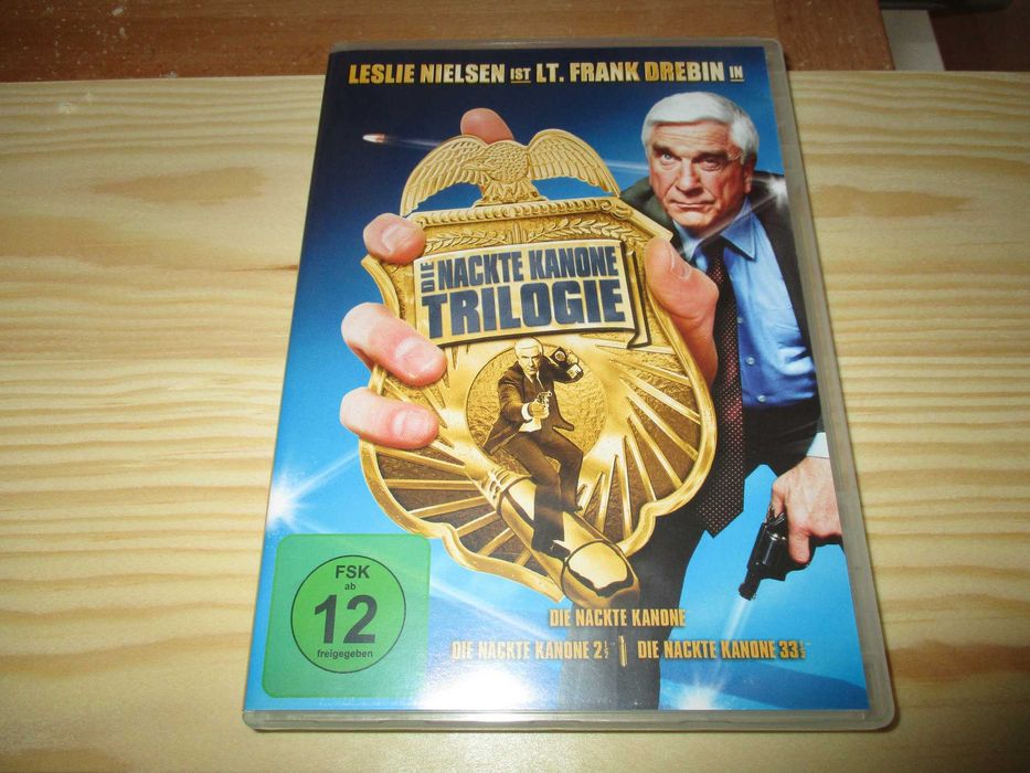 Ściągany DVD + Naga broń trylogia Blu Ray