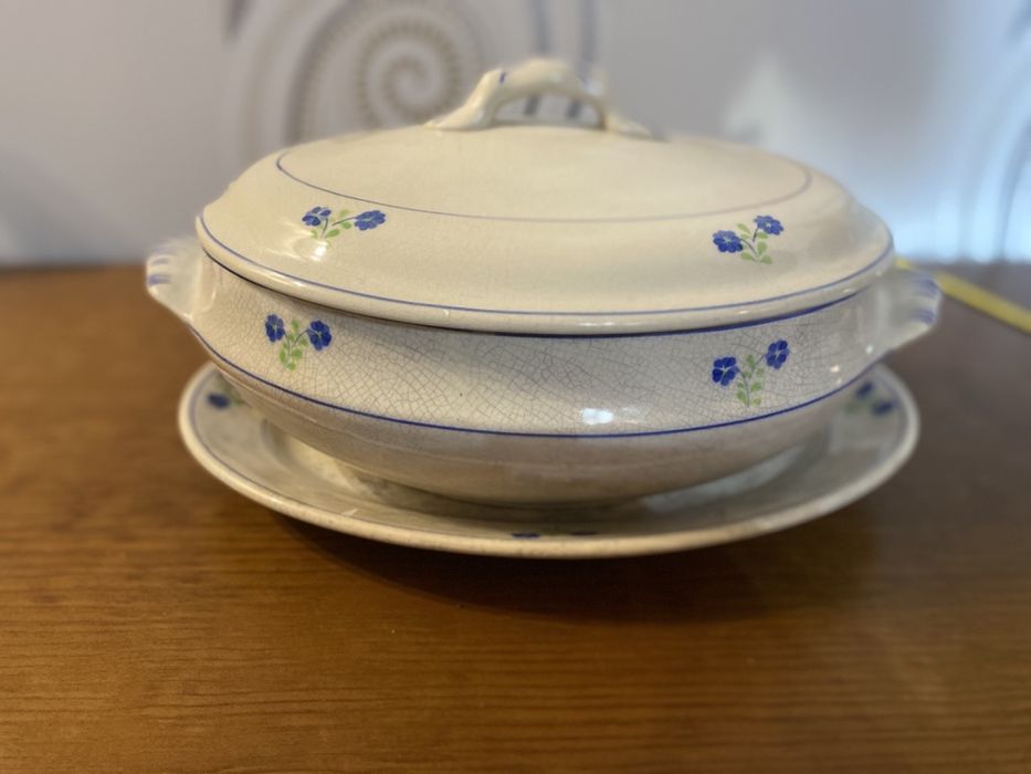 Terrina e travessa Sacavem - Gilman 1910/1972