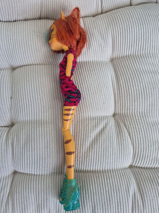 Кукла Монстр Хай Торалей Страйп