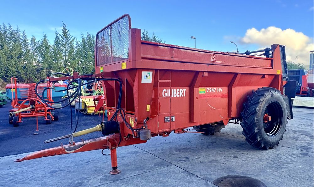 reboque espalhador de estrume