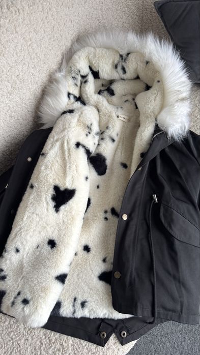 Дитяча чорна зимова парка з штучним хутром, вітрозахисна з капюшоном