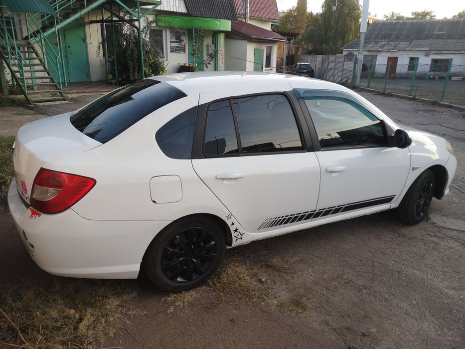 Продам рено симбл
