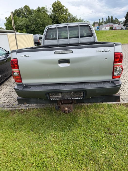 Toyota hilux 2.4 D4D king cab 2014