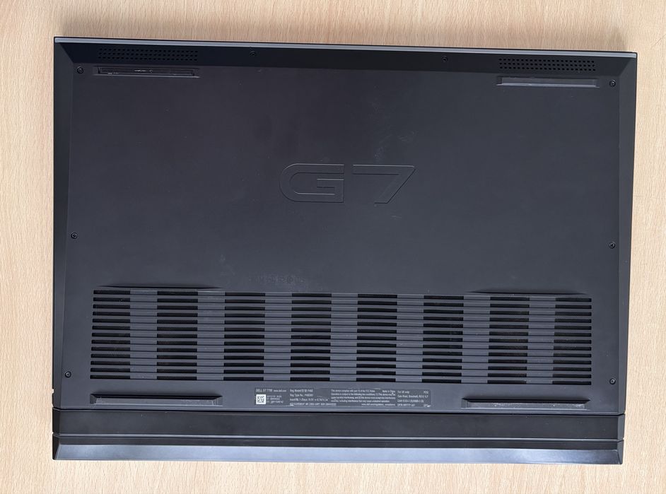 ТОП Dell G7 7700•17.3" 144Гц•Core i7-10750H•16•1Tb GTX1660 6Gb