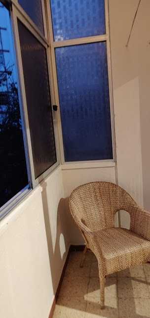 Apartamento T1 para Arrendar em Paço D’ Arcos, junto da praia