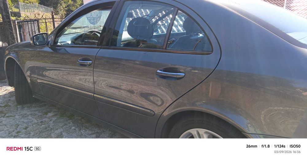 Mercedes e220 w2115262173060110950410