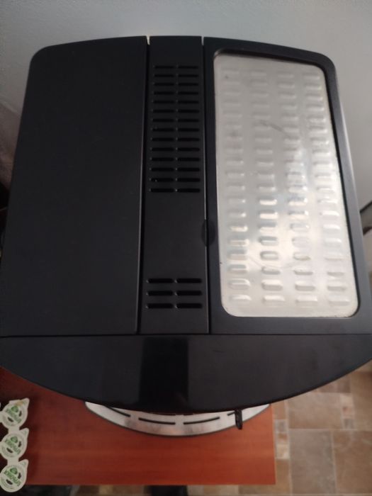 Кавомашина delonghi