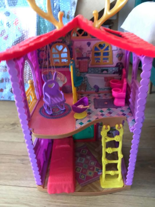 18 lalek enchantimals plus domek plus bawialnia