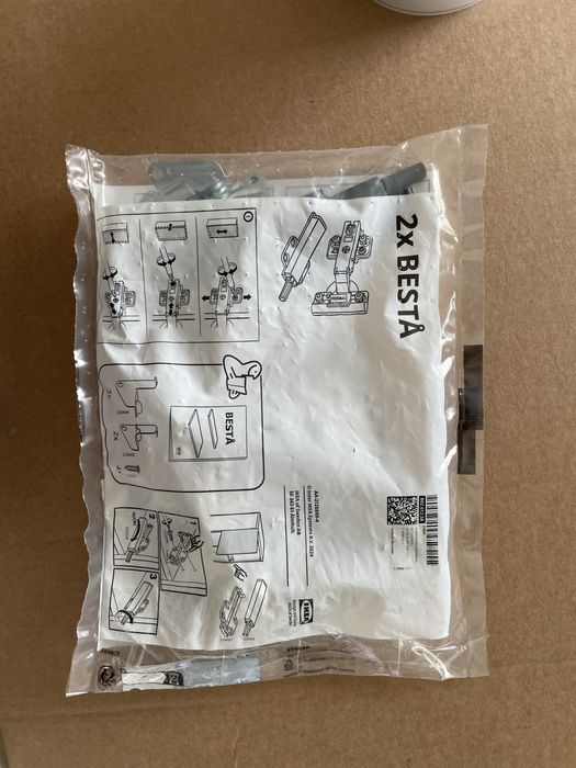Porta Hedeviken + dobradicas Ikea