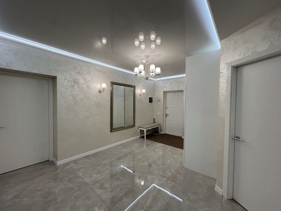 Продам 2х ком кв ЖК Атлант В. Антоновича,36