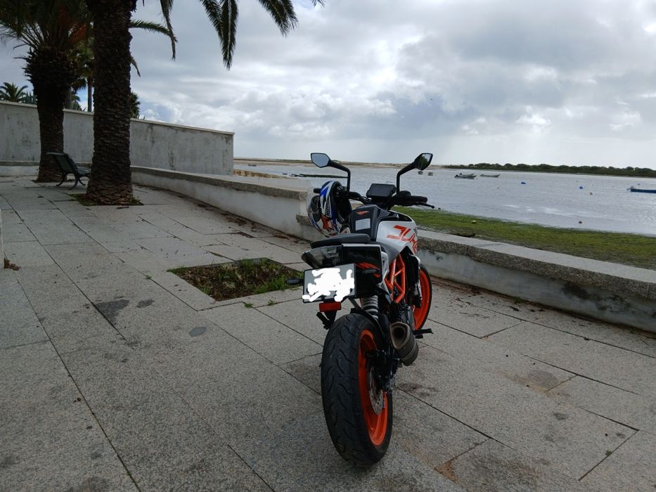 Vende se ktm 390 duke 2017