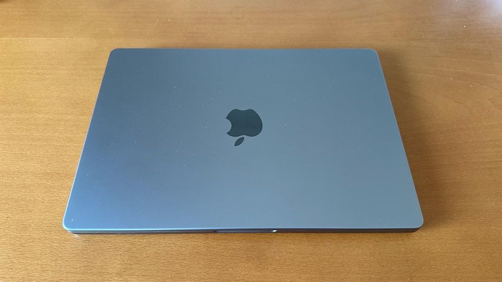 Macbook Pro M2 Pro:
- Apple M2 Pro 10 Cores
- 16GB RAM
- 500GB SSD
- 14"
- Preco: 1000€