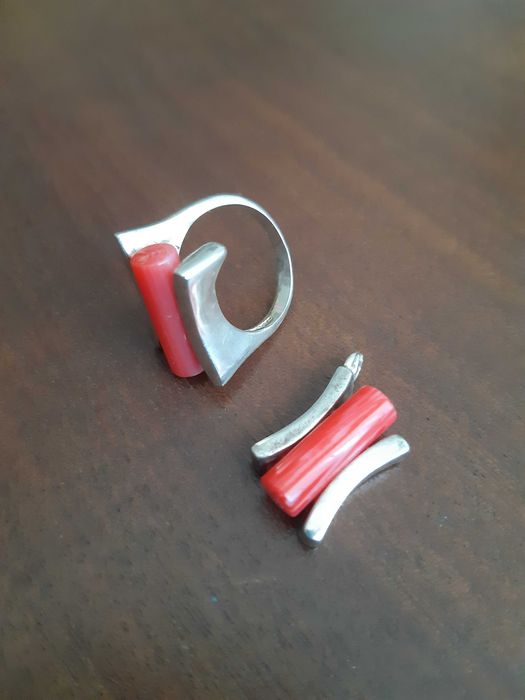 Anel e pendente em prata (Portugal) séc. XX