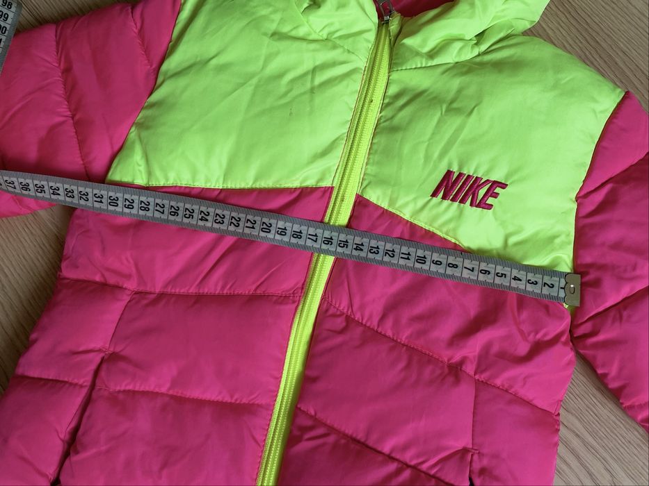 Демісезонна Курточка Nike на дівчинку 92-98(3t)