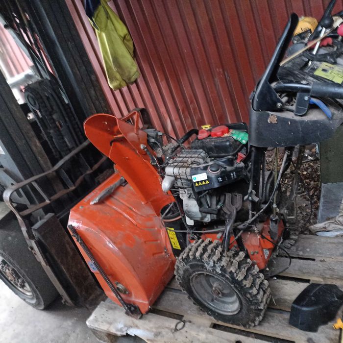 Odśnieżarka profesjonalna Husqvarna 1130STE