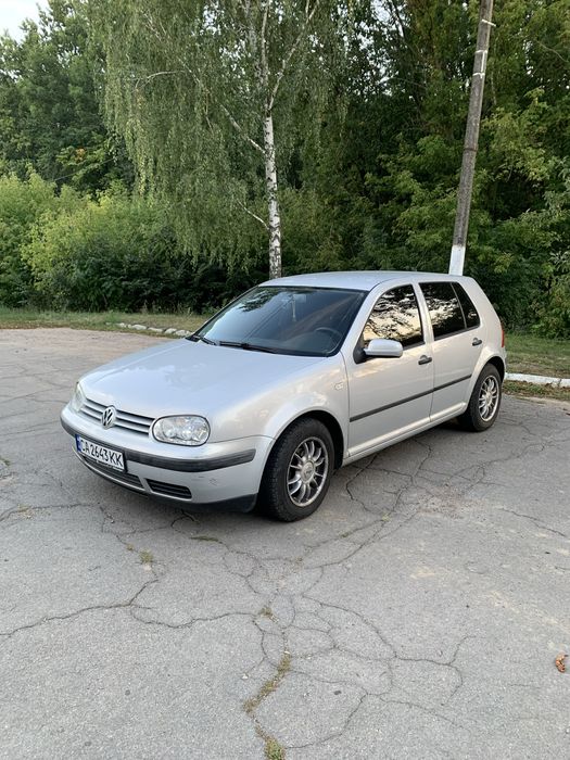 Продам гольф 4 2000 рік