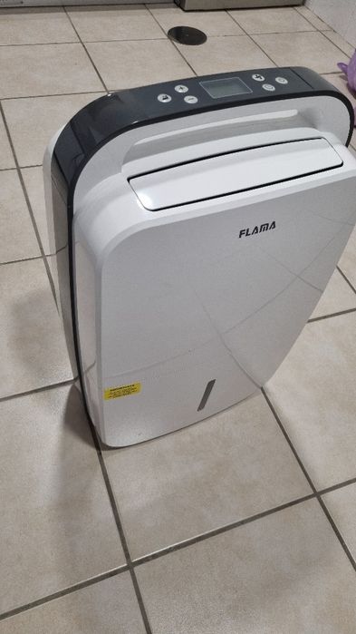 Desumidificador Flama 1330 FL  (5.3litros - 30 litros por dia)