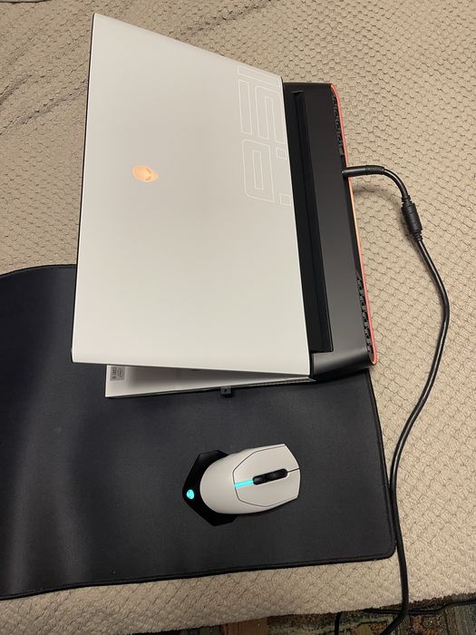 Ноутбук Dell Alienware Area 51m R2 RTX 2080 super