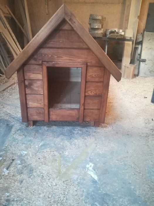 Buda dla dużego psa Sosnowa