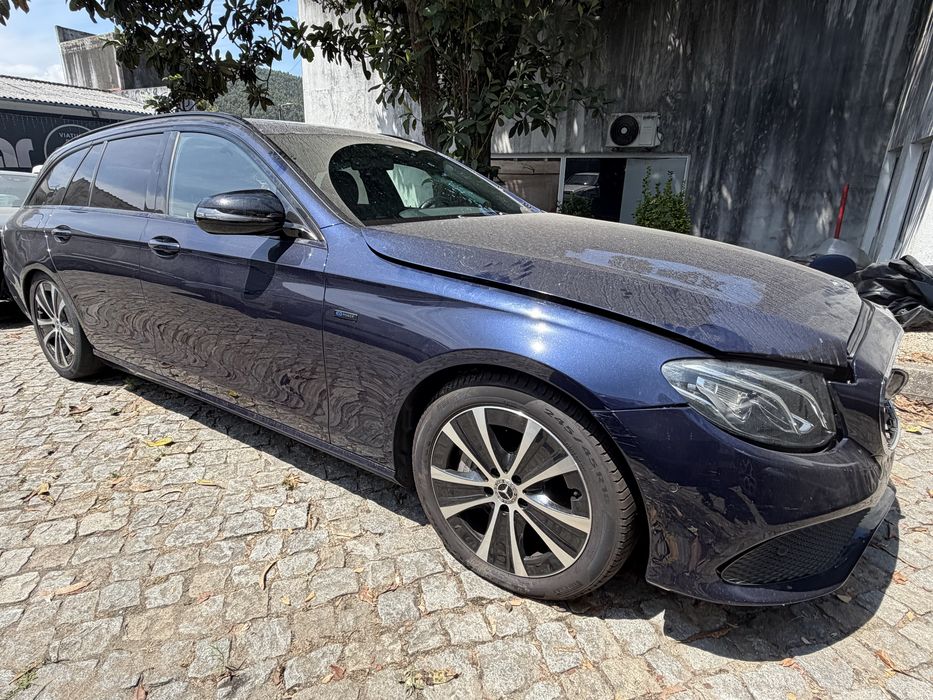Mercedes E300 de / Nacional