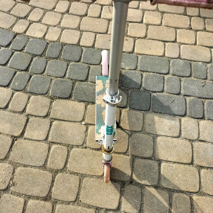 Hulajnoga dwukołowa