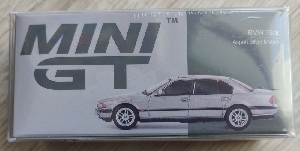 Mini GT BMW 750IL