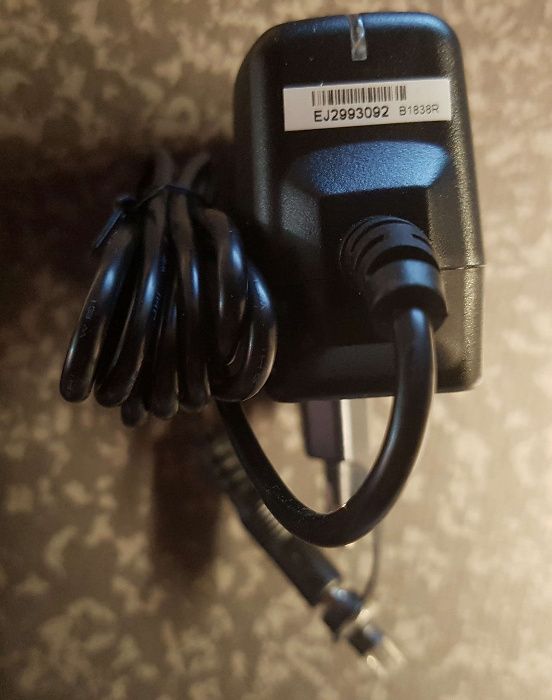 Transformador MEAN WELL AC/DC SWITCHING Adaptor SGA60E24-P1J64739700897921122