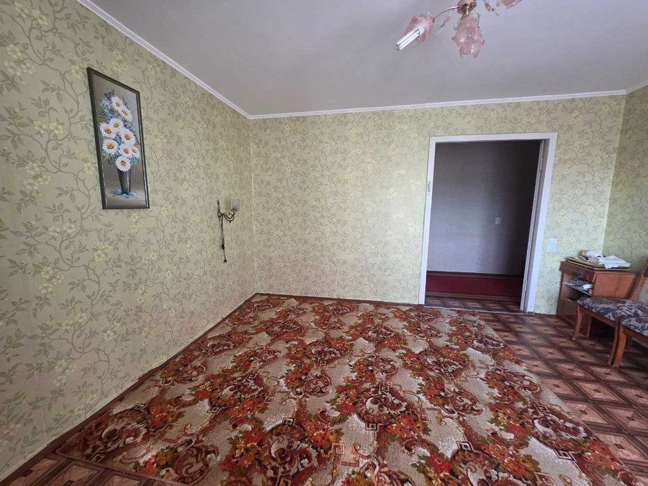 У продажу двокімнатна квартира