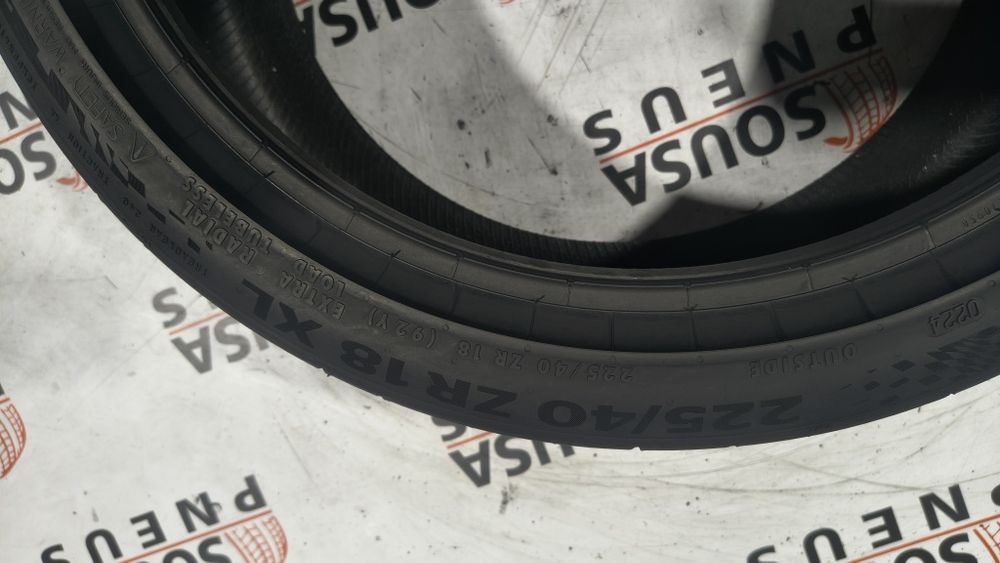 2 pneus semi novos 225-40R18 Continental - Oferta dos Portes