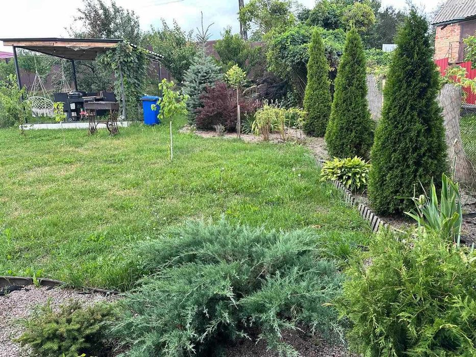 У продажу будинок на дві кімнати