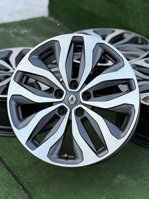 Диски R18 5x114,3 Renault Nissan оригіназ з датчиками тиску шин