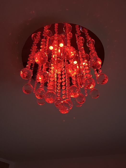 Lampa sufitowa(plafon)z pilotem i zarówkami led + podswietlenie RGB