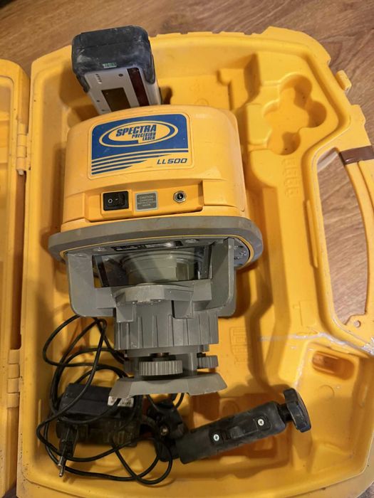 niwelator laserowy obrotowy spectra LL500
