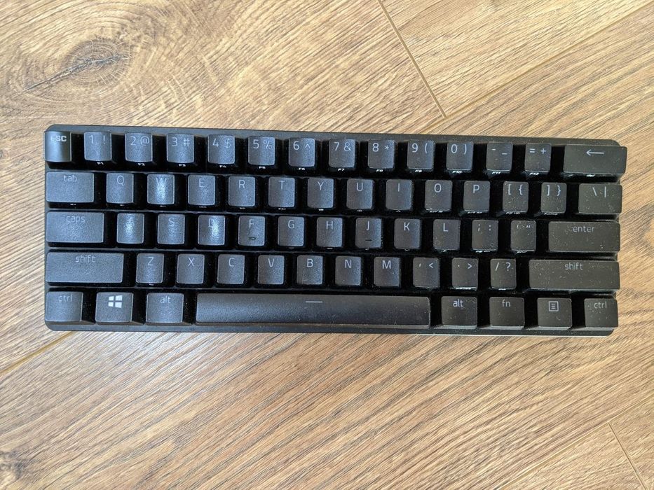 Ігрова механічна клавіатура Razer Huntsman Mini (Red Optical Switches)