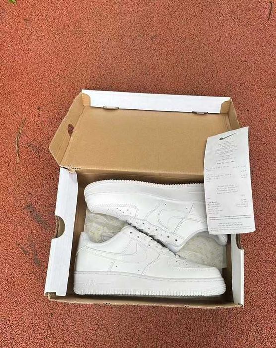 Nike Air Force 1 Low '07 White R.43
