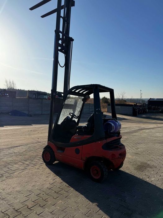 wózek widłowy LINDE H16T-02 1600kg Triplex 4.60m silnik VW LPG przesuw