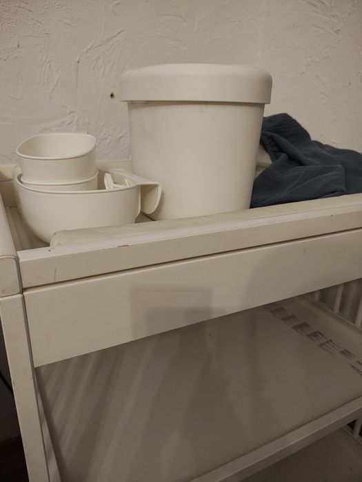 Przewijak niemowlęcy z akcesoriami