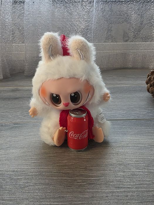 Labubu embalado e selado , tenho disponível todos da última foto