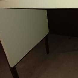 Secretária metálica com 3 gavetas #