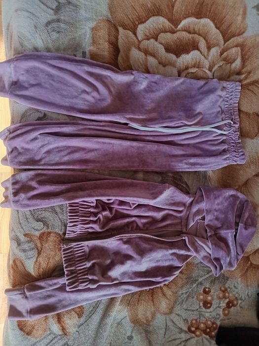 Спортивний костюм