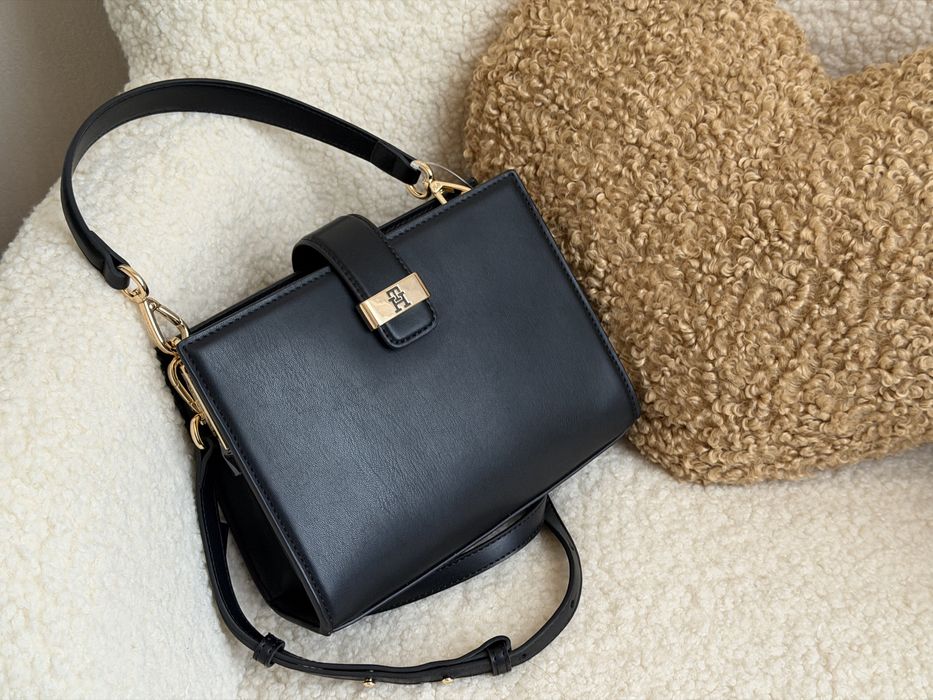 Сумка жіноча Tommy Hilfiger Monogram Claps Mini Satchel Bag