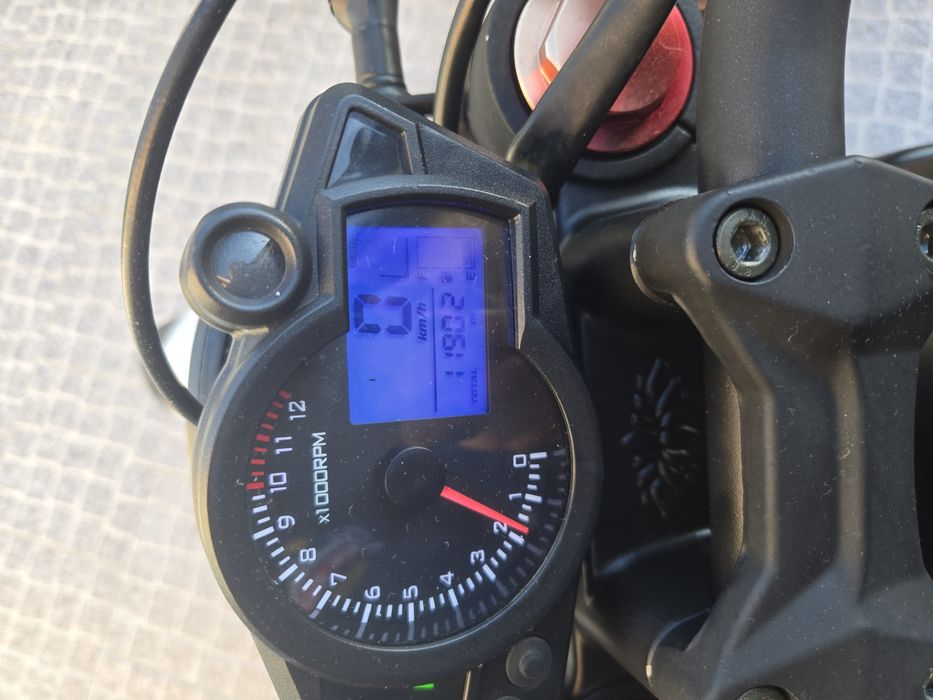 Vendo mota mitt ZY125-15A  gasolina