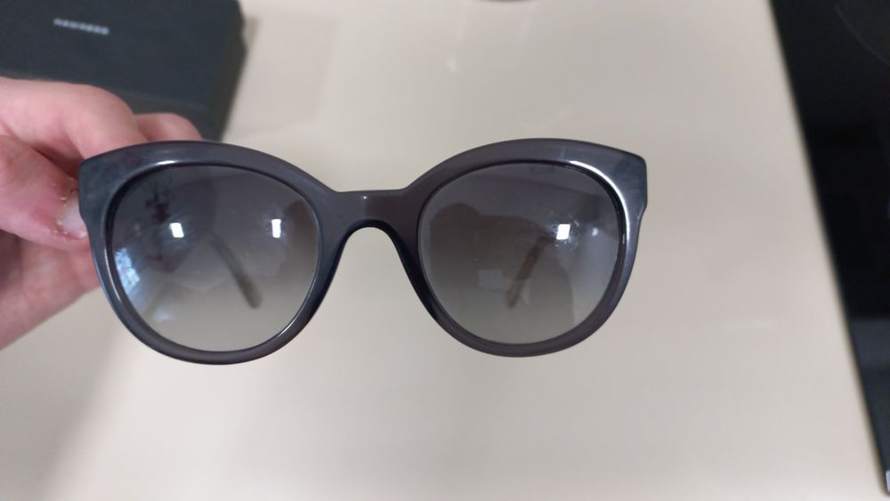 Oculos da Hawkers + 1 de outra marca