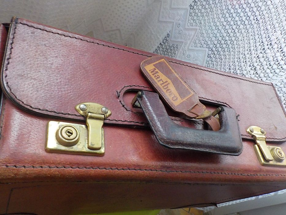 torba kufer prawnik, prawo adwokat oryginal PRL skóra Marlboro