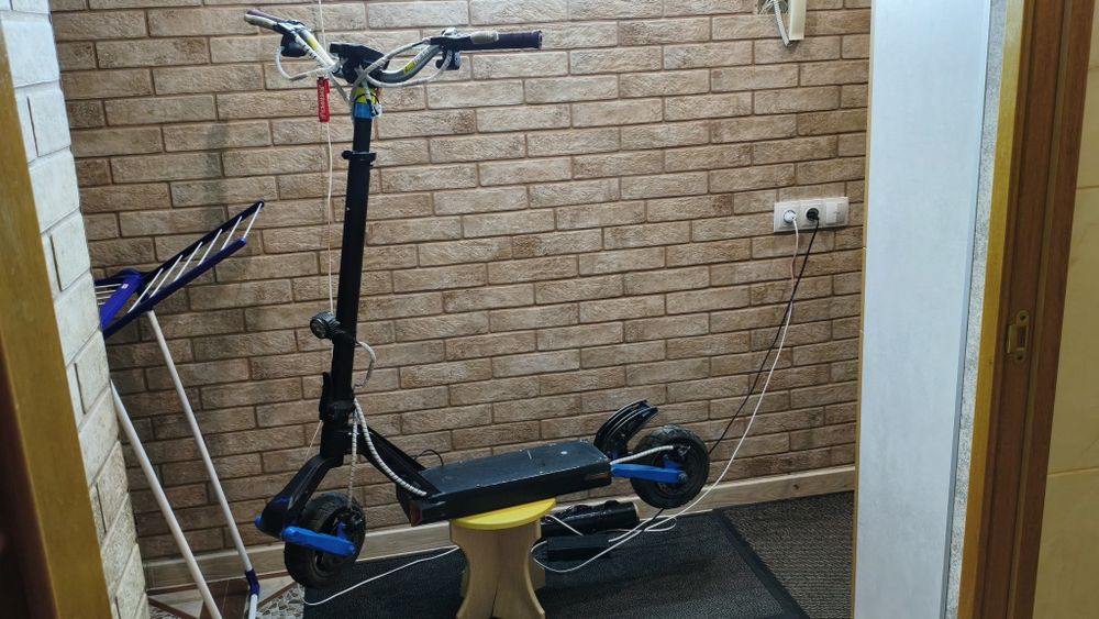 Продам Kukirin G2 pro 2025 года.