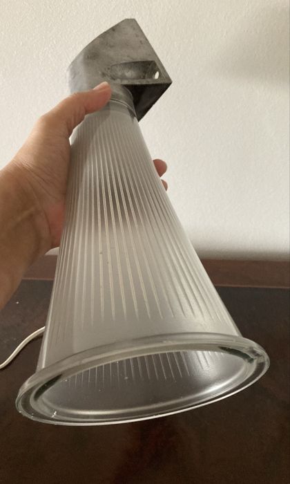 Aplique Industrial em vidro e metal